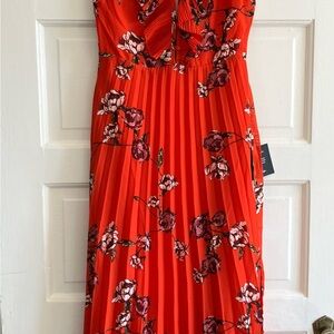 Lulu's Red Pleated Sundress for Weddings - NWT, Size M